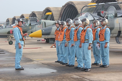 Giảng viên bay - nghề đặc thù ở Trường Sĩ quan Không quân

